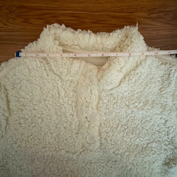 White Sherpa Fleece Pullover (S) - Picture 7 of 8
